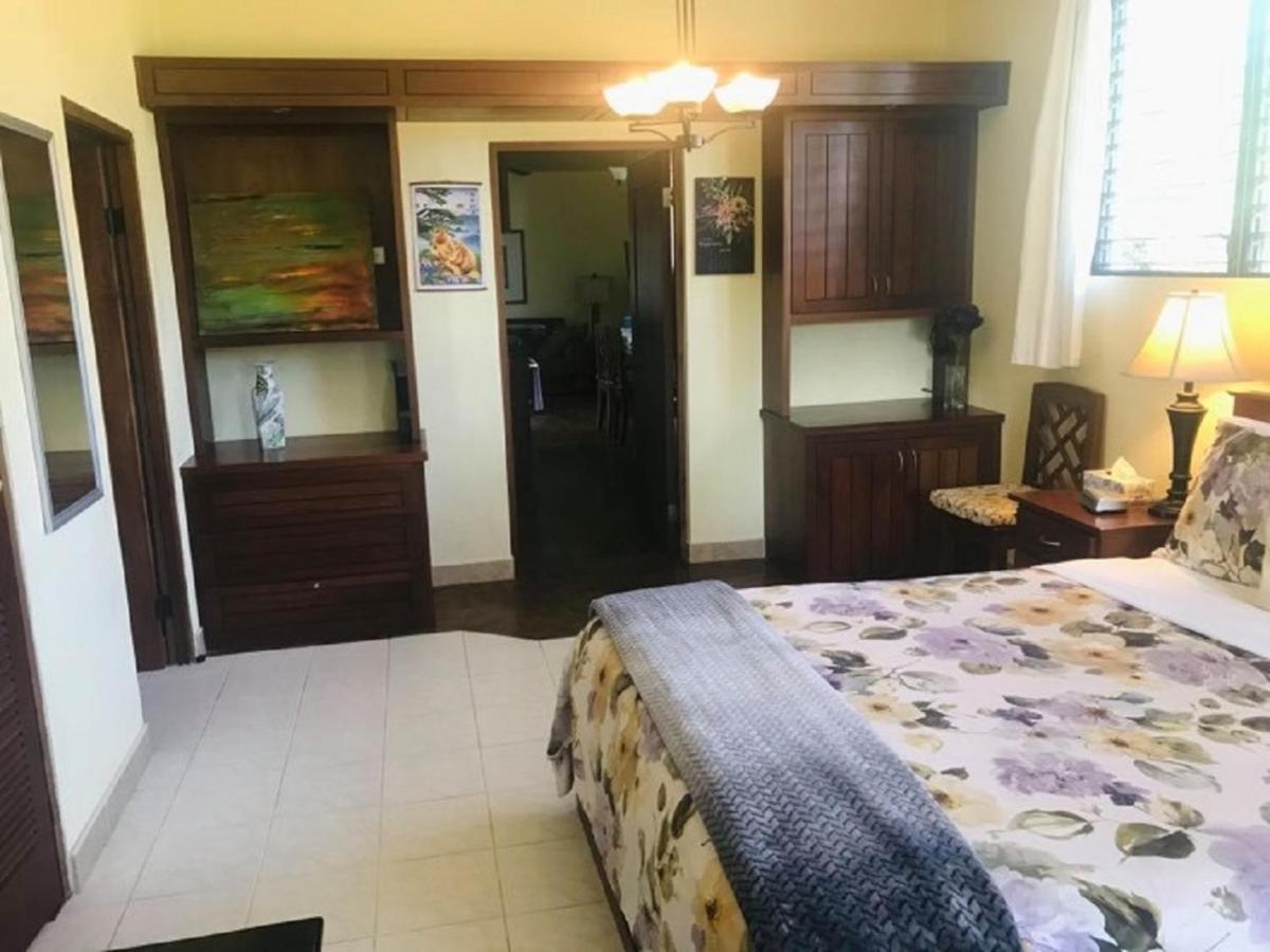 Royale Manor Villa Corozal Exterior photo
