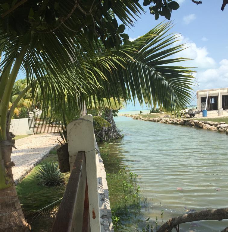 Royale Manor Villa Corozal Exterior photo