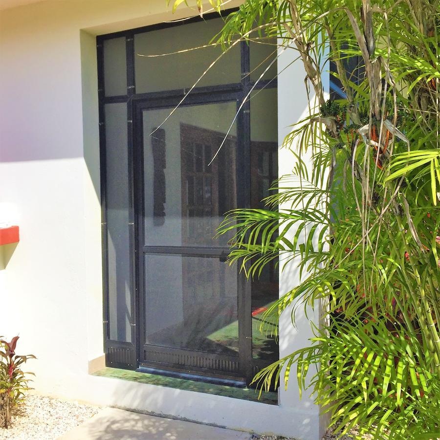 Royale Manor Villa Corozal Exterior photo